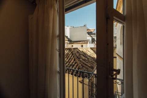Family Apartment | Iron/ironing board, free WiFi