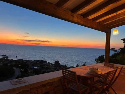 Villa, 2 Bedrooms, Private Pool, Garden View | Outdoor dining