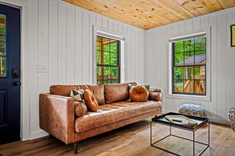 House | 2 bedrooms, high-speed internet