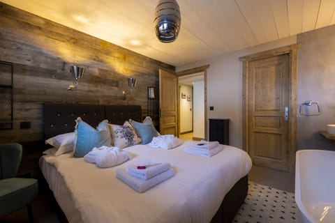 Family Apartment | Premium bedding, in-room safe, individually decorated