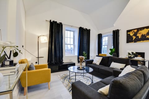 Apartment | Living area