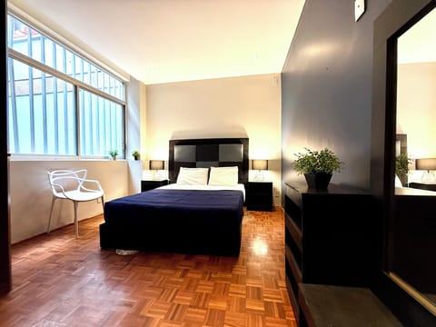 Double Room, Shared Bathroom | Free WiFi