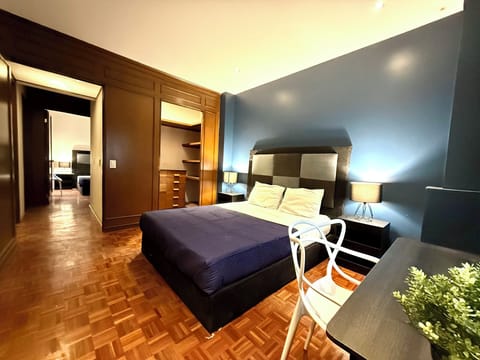 Double Room, Shared Bathroom | Free WiFi