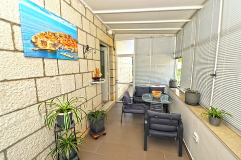 Comfort Apartment | Terrace/patio