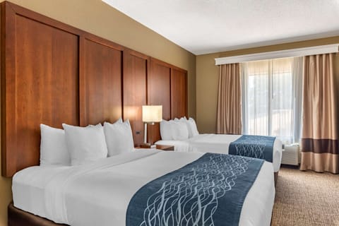 Suite, 2 Queen Beds and 1 Sofa Bed, Non Smoking | Desk, iron/ironing board, free WiFi, bed sheets