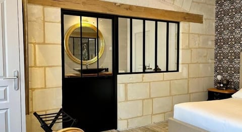 Classic Triple Room | Soundproofing, free WiFi, bed sheets