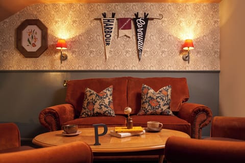 Desk, iron/ironing board, free WiFi