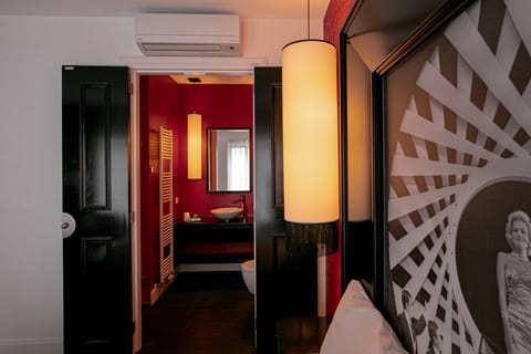 Standard Double Room | Egyptian cotton sheets, premium bedding, in-room safe, desk