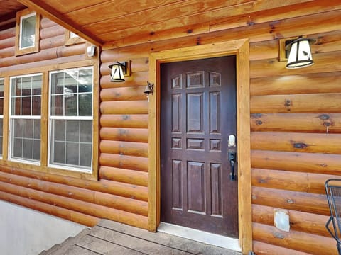 House (4 Bedrooms) | Property amenity