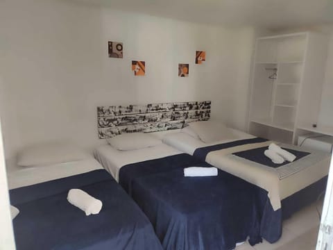 Family Room | Free WiFi, bed sheets