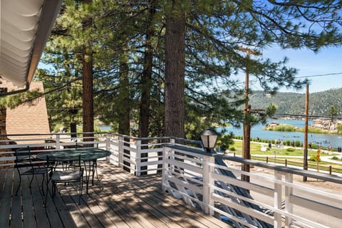 House, Lake View | Terrace/patio