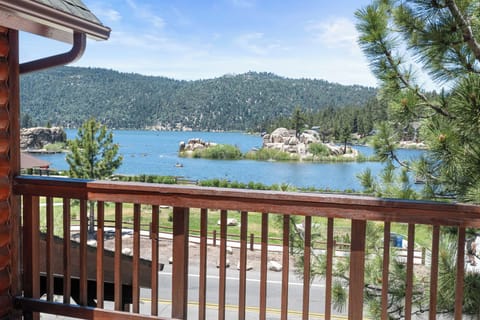 House, Lake View | Terrace/patio