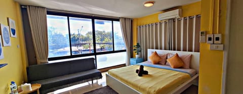 Deluxe Double Room, City View | Soundproofing, free WiFi