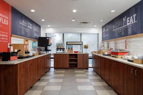 Free daily on-the-go breakfast