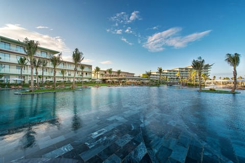 Indoor pool, outdoor pool, sun loungers