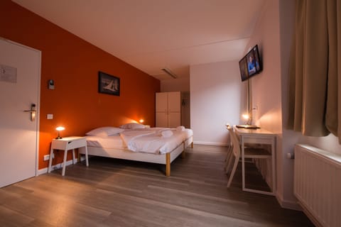 Luxury Twin Room, Private Bathroom