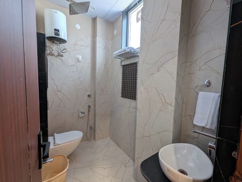 Executive Double Room, Balcony | Free WiFi