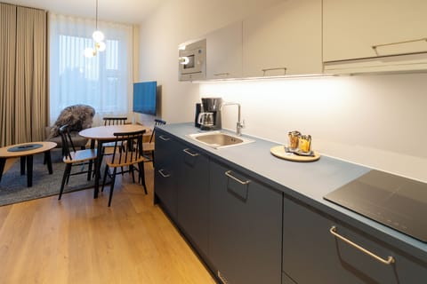Executive Double Room, City View | Private kitchen | Electric kettle