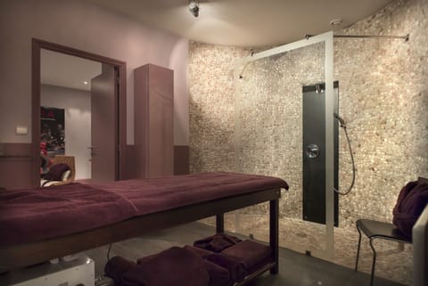 Couples treatment rooms, Turkish bath, body treatments, hydrotherapy