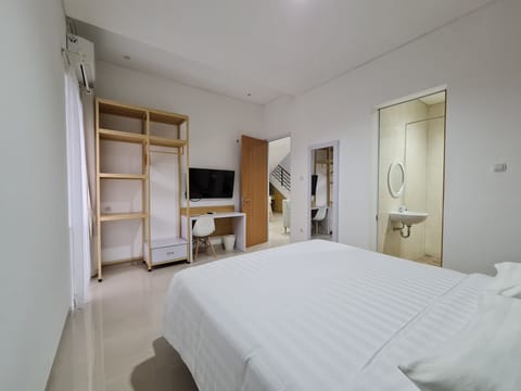 Deluxe Double Room | Desk, free WiFi