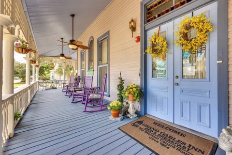 House (Multiple Bedrooms) | Interior