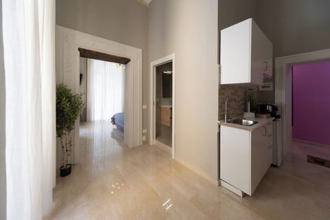 Comfort Studio, Balcony, Sea View | Desk, blackout drapes