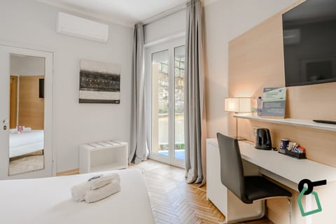 Standard Double Room | Minibar, in-room safe, cribs/infant beds, free WiFi