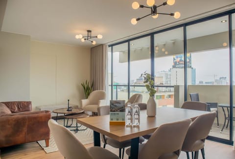 House | 3 bedrooms, high-speed internet