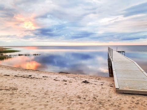 House | Water view