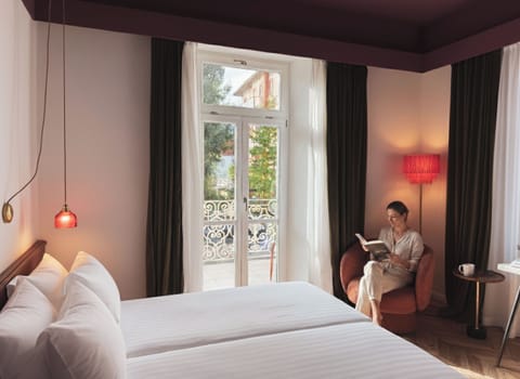 Superior Double Room, Mountain View, Corner | In-room safe, blackout drapes, travel crib, free WiFi