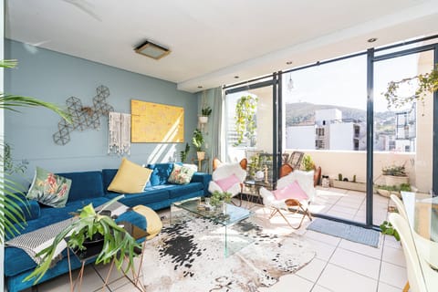 Luxury Apartment, Balcony, Mountain View | Iron/ironing board, free WiFi