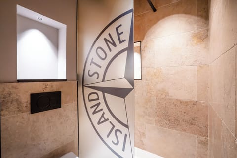 Superior Double or Twin Room | Bathroom | Shower, hair dryer, towels, soap