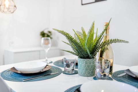 Apartment | 2 bedrooms, Internet