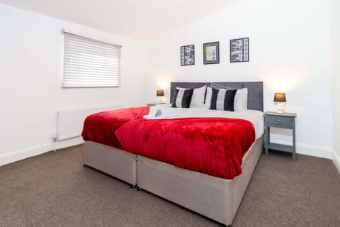 Apartment | 2 bedrooms, Internet