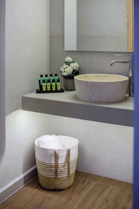 Suite, Balcony, Sea View | Bathroom | Slippers