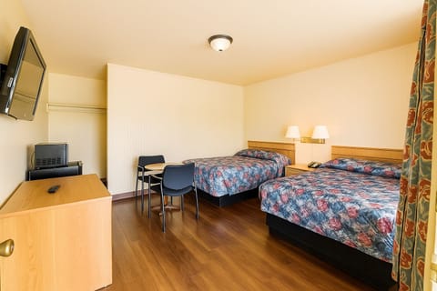 Room, 2 Double Beds, Non Smoking | Desk, laptop workspace, free WiFi, bed sheets