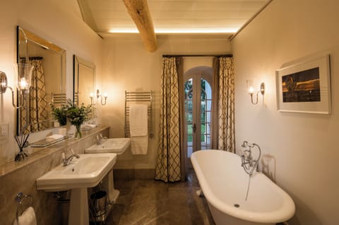 Cellar Cottage | Bathroom | Rainfall showerhead, free toiletries, hair dryer, bathrobes