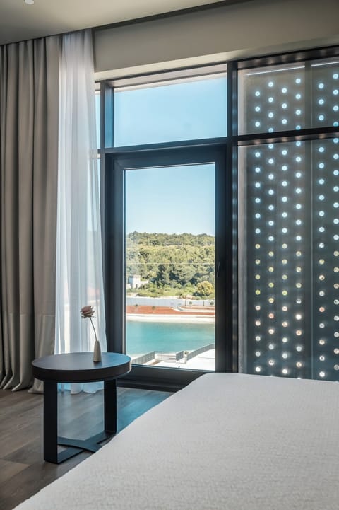 Premium bedding, minibar, in-room safe, individually decorated