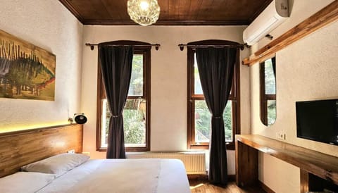 Classic Room, Non Smoking | Free WiFi
