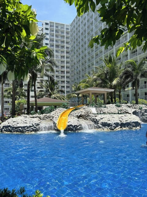 Condo, 1 Bedroom, Accessible, City View | Pool | Outdoor pool
