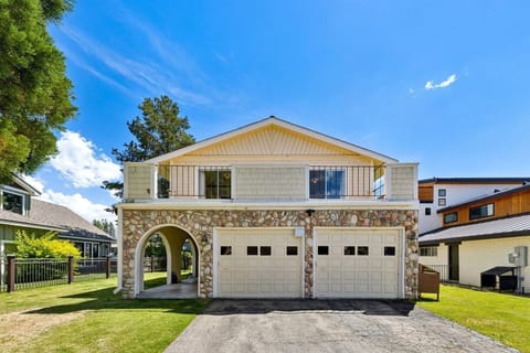 House, 3 Bedrooms | Exterior