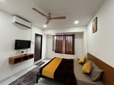Deluxe Room | Free WiFi