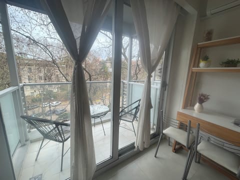 Apartment, 1 Bedroom, Accessible, Smoking | Balcony