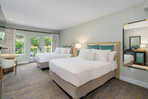 Double Queen | Egyptian cotton sheets, premium bedding, down comforters, in-room safe