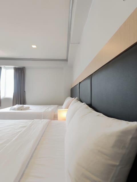 Superior Quadruple Room | Free WiFi, bed sheets