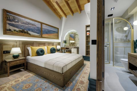 Deluxe Double Room | In-room safe, free WiFi