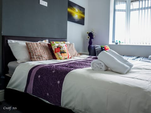 Apartment, Hill View | Blackout drapes, soundproofing, iron/ironing board, free WiFi