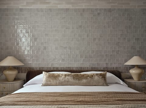 Gallery King | Premium bedding, memory foam beds, desk, iron/ironing board