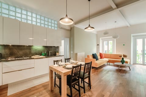 Apartment | Living area | 30-inch TV with digital channels