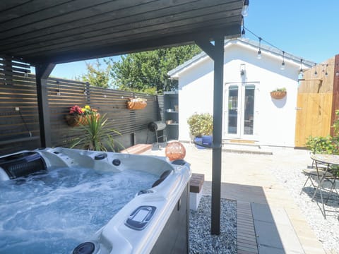 Cottage | Terrace/patio